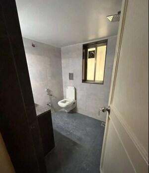 Master Bedroom in 2 BHK Apartment at Bhag CHS, Shivaji Park – for Rent