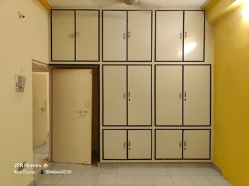 Building Lobby in 3 BHK Apartment at Gayatri Grandeur, Karkhana – for Sale