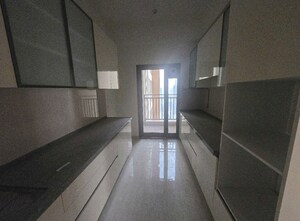 Building Lobby in 3 BHK Apartment at Piramal Mahalaxmi, Mahalaxmi – for Rent