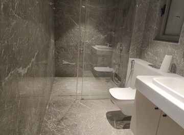 Bathroom in 4 BHK Apartment at Rustomjee Crown, Prabhadevi – for Rent