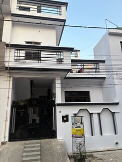 4 BHK + Extra Room Independent House For Sale in Gomti Nagar