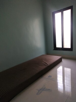 Room in 2 BHK Builder Floor at Aundh – for Rent
