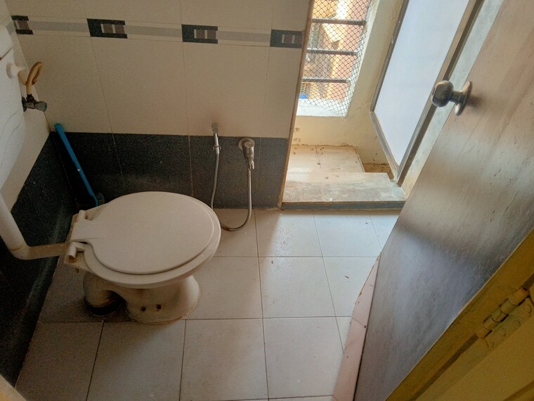 Bathroom, monarch-ambience 2 Bedroom 860 Sq.Ft. Apartment In Kharghar Navi Mumbai 10095894