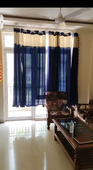 Gym in 2 BHK Apartment at Omaxe R2, Gomti Nagar – for Rent