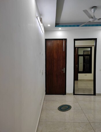 3 BHK Builder Floor for Rent in Govindpuri, Delhi
