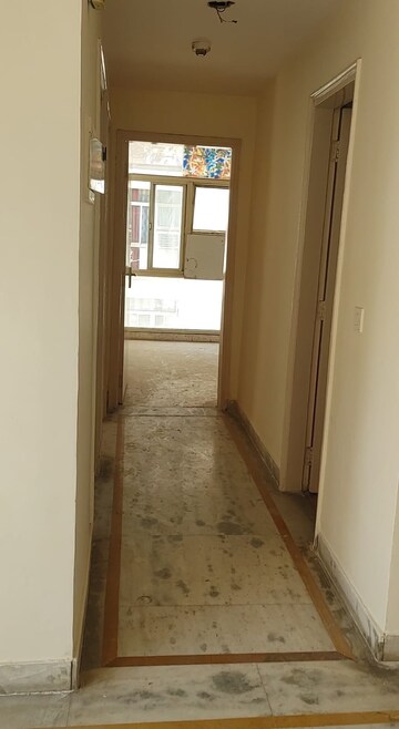 Lobby in 2 BHK Apartment at Ansal Valley View Estate, Gwal Pahari – for Sale