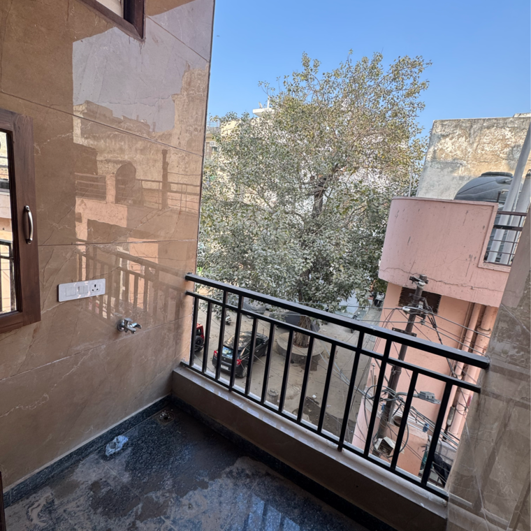Balcony, moti nagar 2 Bedroom 1164 Sq.Ft. Builder Floor In Moti Nagar Delhi 10100866