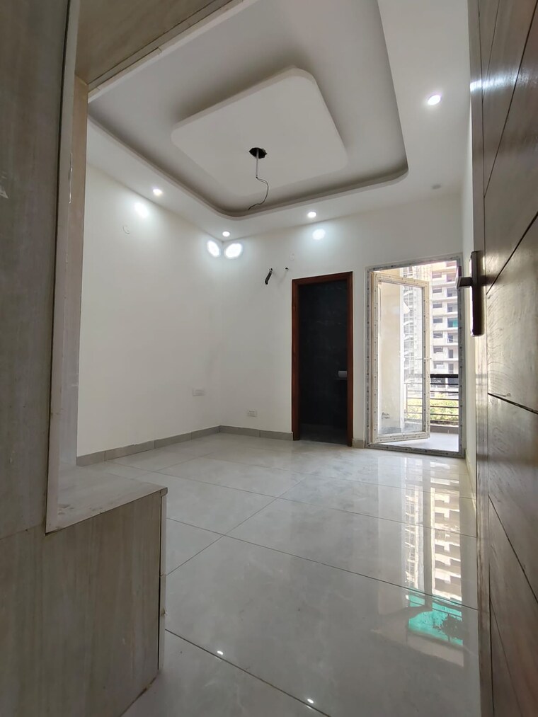 Bathroom, skynet-towers 3 Bedroom 1350 Sq.Ft. Apartment In Patiala Road Zirakpur 10099069