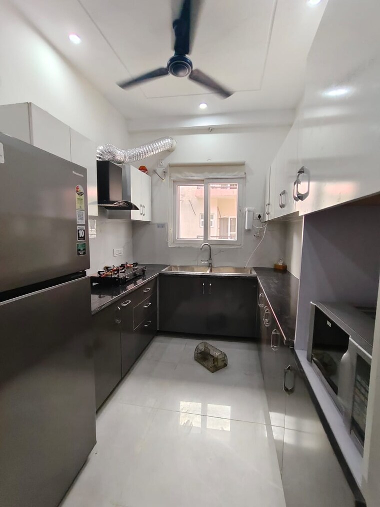 Kitchen, skynet-towers 3 Bedroom 1350 Sq.Ft. Apartment In Patiala Road Zirakpur 10099069