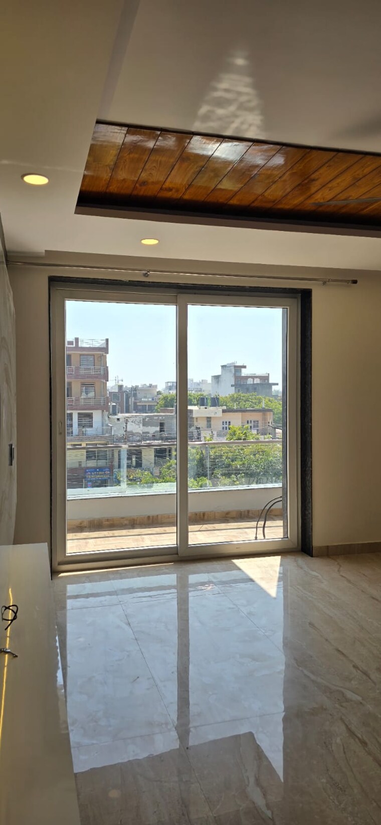 Room, sector 21d 4 Bedroom 350 Sq.Yd. Builder Floor In Sector 21d Faridabad 10100052