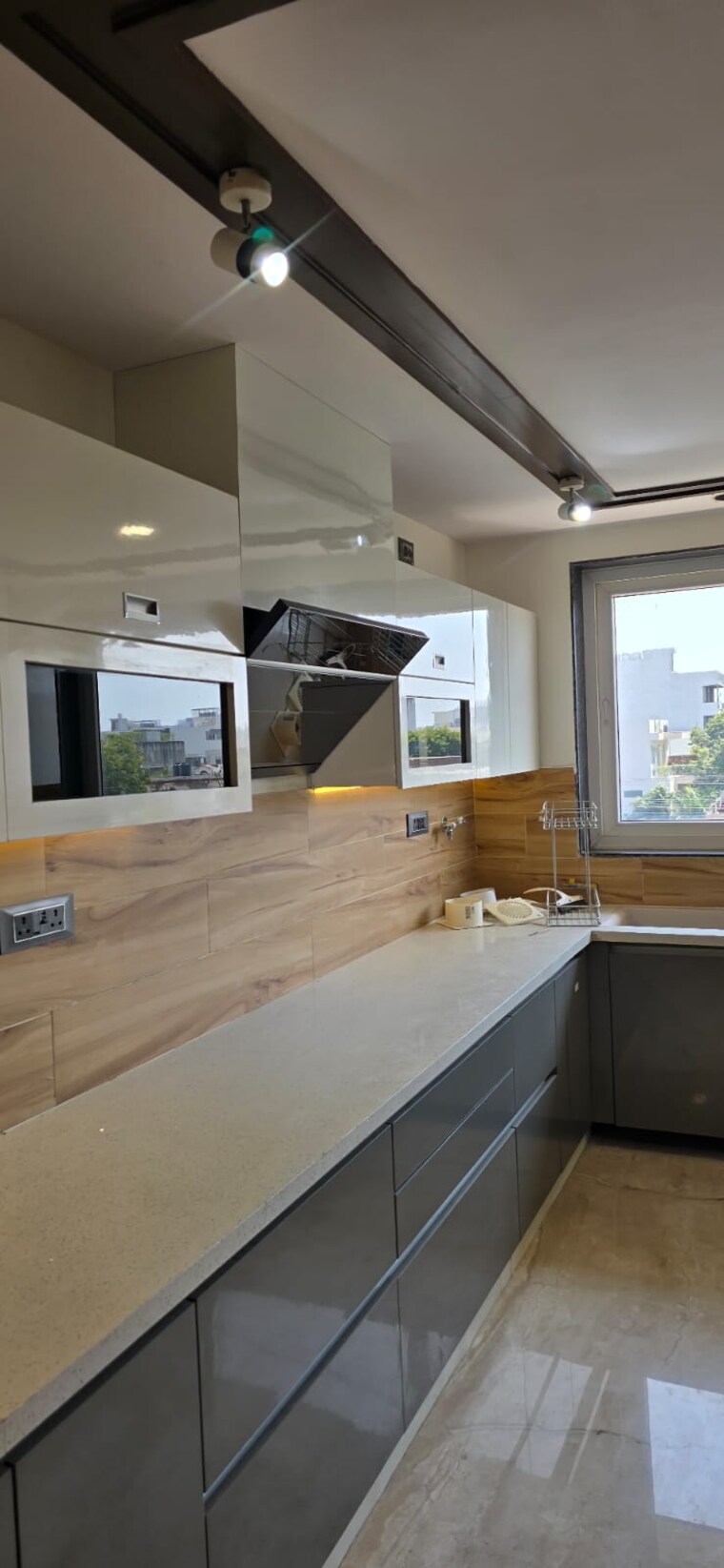 Kitchen, sector 21d 4 Bedroom 350 Sq.Yd. Builder Floor In Sector 21d Faridabad 10100052