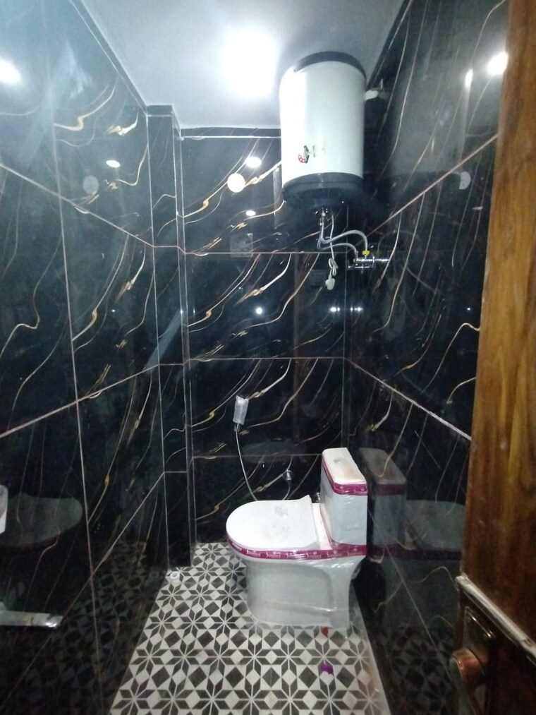  Parking, govindpuri 2 Bedroom 900 Sq.Ft. Builder Floor In Govindpuri Delhi 10100029