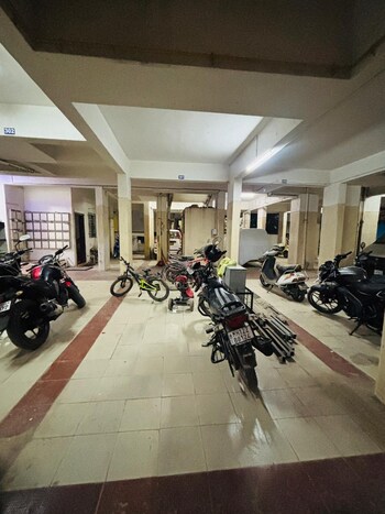 BL Rajveer Avenue