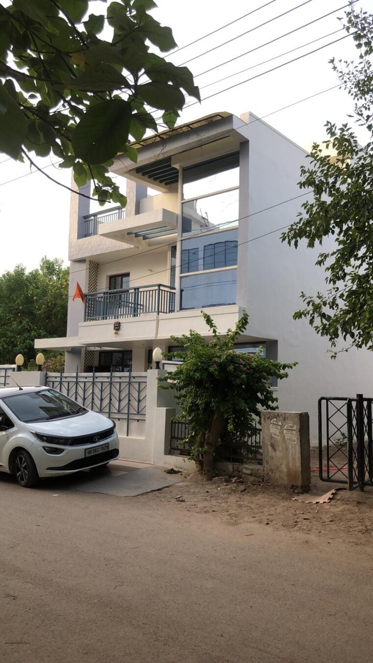 Exterior View, sector 57 4 Bedroom 240 Sq.Yd. Independent House In Sector 57 Gurgaon 10103023
