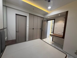 Room in 3 BHK Apartment at Dotom Isle, Malad West – for Rent