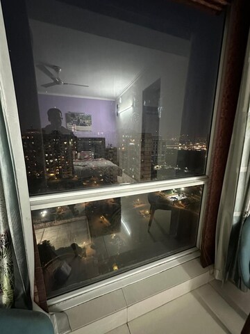 Kitchen in 4 BHK Apartment at Bestech Park View City 1, Sector 48 – for Rent