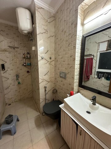 Bathroom in 4 BHK Apartment at Bestech Park View City 1, Sector 48 – for Rent