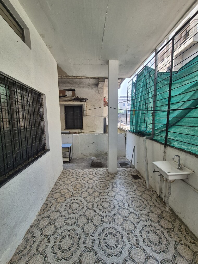 Balcony, hudkeshwar rd 6 Bedroom 1500 Sq.Ft. Independent House In Hudkeshwar rd Nagpur 10103044