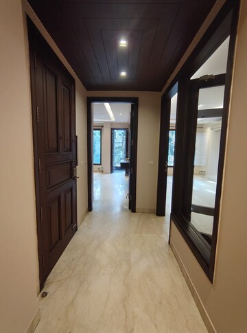 Building Lobby in 3.5 BHK Builder Floor at Panchsheel Enclave – for Rent