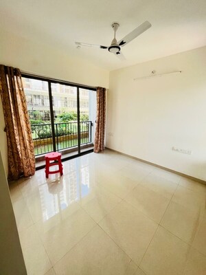 Room in 3 BHK Apartment at Runwal My City, Dombivli East – for Rent