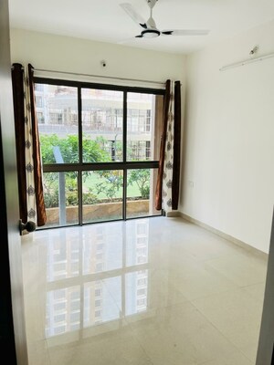 Room in 3 BHK Apartment at Runwal My City, Dombivli East – for Rent