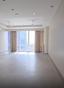4 BHK + Pooja Room,Servant Room,Store Room Apartment For Rent in Indiabulls Blu