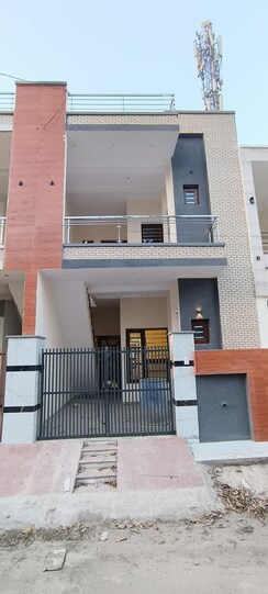 4 BHK + Pooja Room,Servant Room,Study Room,Extra Room Independent House For Sale in Kharar