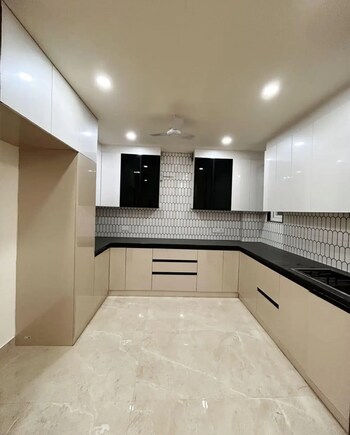 Krishna Apartments Kandivali