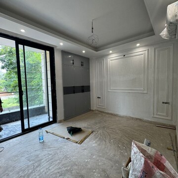 Bedroom in 1 BHK Builder Floor at Seasons Green, Khadakpada – for Sale