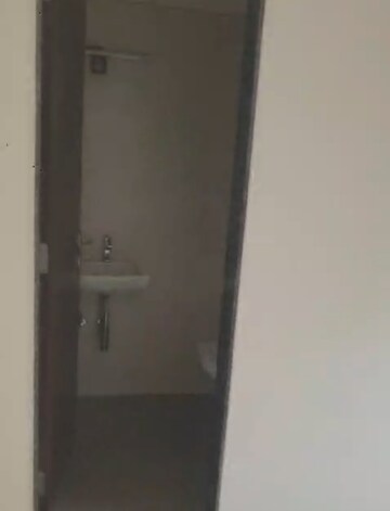 Furnished Amenities in 1 BHK Apartment at Velentine Tower, Goregaon East – for Rent