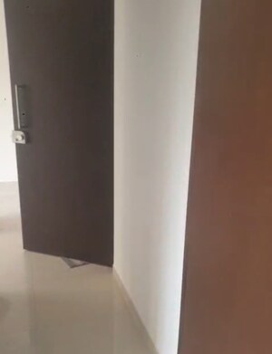 Furnished Amenities in 1 BHK Apartment at Velentine Tower, Goregaon East – for Rent