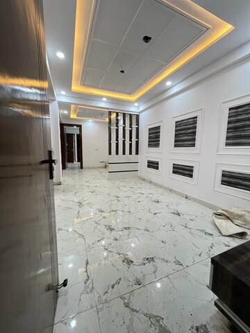 Parking in 3 BHK Builder Floor at Annu Enclave, Chhapraula – for Sale