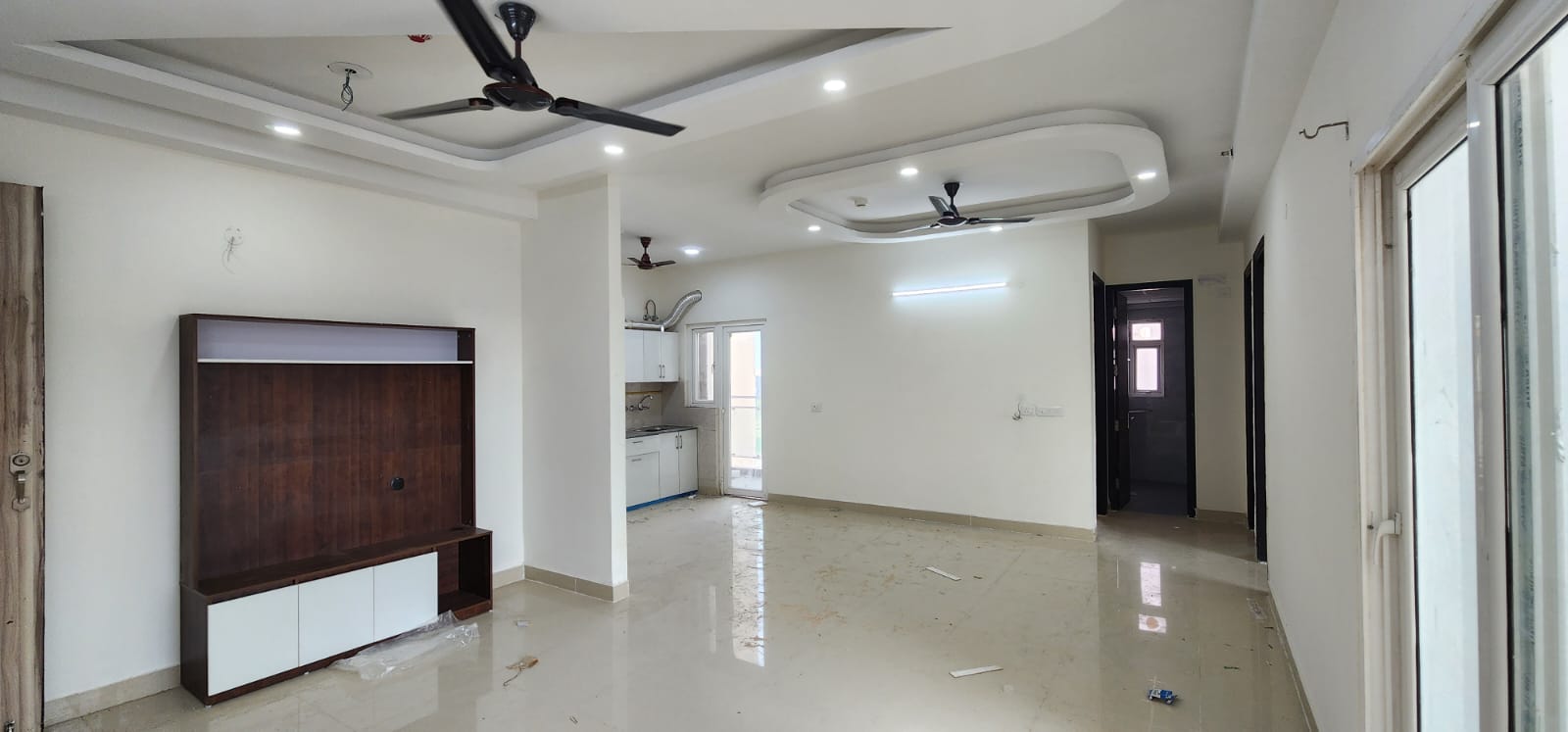 3 BHK + Extra Room Apartment For Rent in Samridhi Luxuriya Avenue