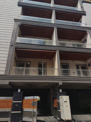 3 BHK Builder Floor – Exterior View View at BPTP District 3, Sector 85 - for Sale