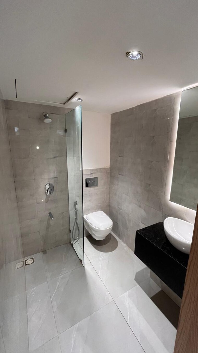 Bathroom, siddha-sky 2 Bedroom 717 Sq.Ft. Apartment In Sion Mumbai 10106427