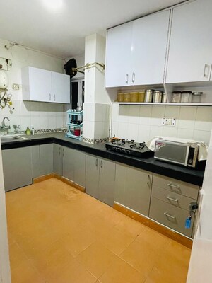 Kitchen in 4 BHK Apartment at Ardee City The Residency, Sector 52 – for Rent