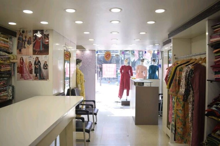 Team Area, gaikwad-avenue Commercial Shop 600 Sq.Ft. In Aundh Pune 10106140