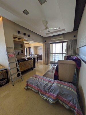 Bedroom in 3 BHK Apartment at Ashford Casa Grande, Lower Parel – for Rent