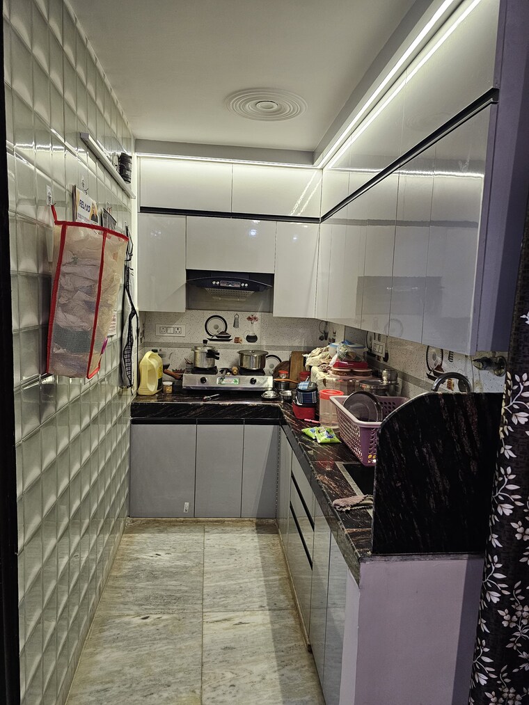 Kitchen, vipin garden 2 Bedroom 65 Acre Builder Floor In Vipin Garden Delhi 10106326