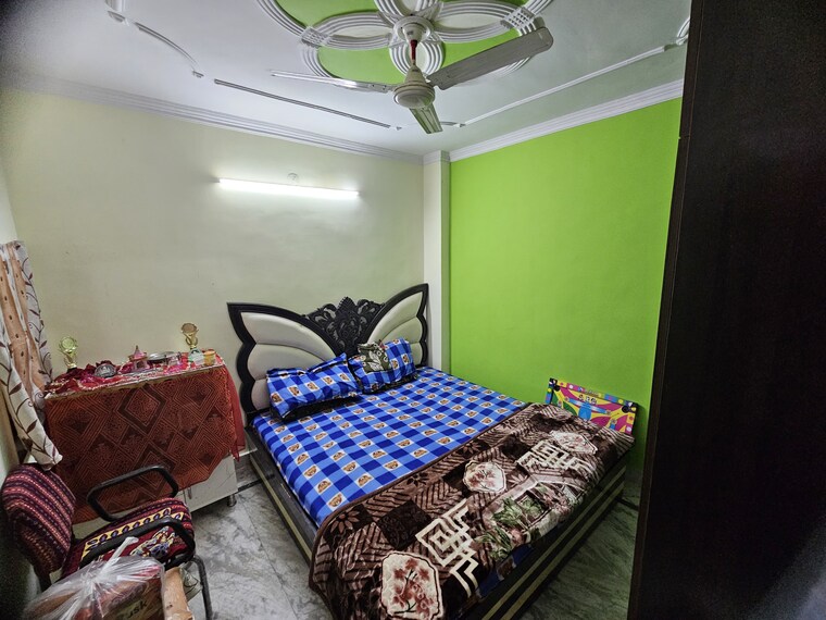 Bedroom, vipin garden 2 Bedroom 65 Acre Builder Floor In Vipin Garden Delhi 10106326