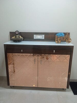 Furnished Amenities in 2 BHK Apartment at Satellite Royale, Goregaon East – for Rent