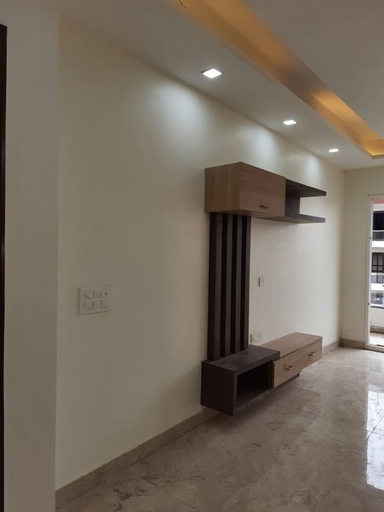 Room, godrej-retreat 3 Bedroom 180 Sq.Yd. Builder Floor In Sector 83 Faridabad 10106405