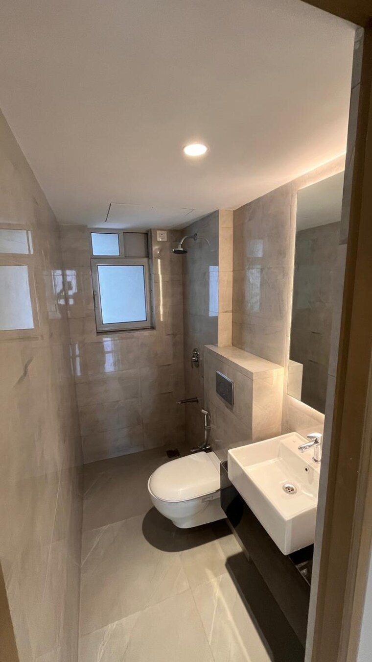 Bathroom, siddha-sky 3 Bedroom 916 Sq.Ft. Apartment In Sion Mumbai 10106788