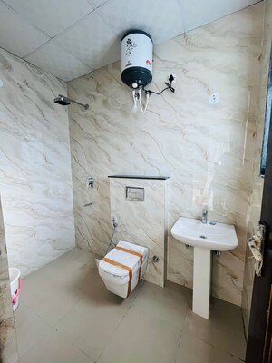 Bathroom in 2 BHK Builder Floor at Sushant Lok 3, Sector 57 – for Rent