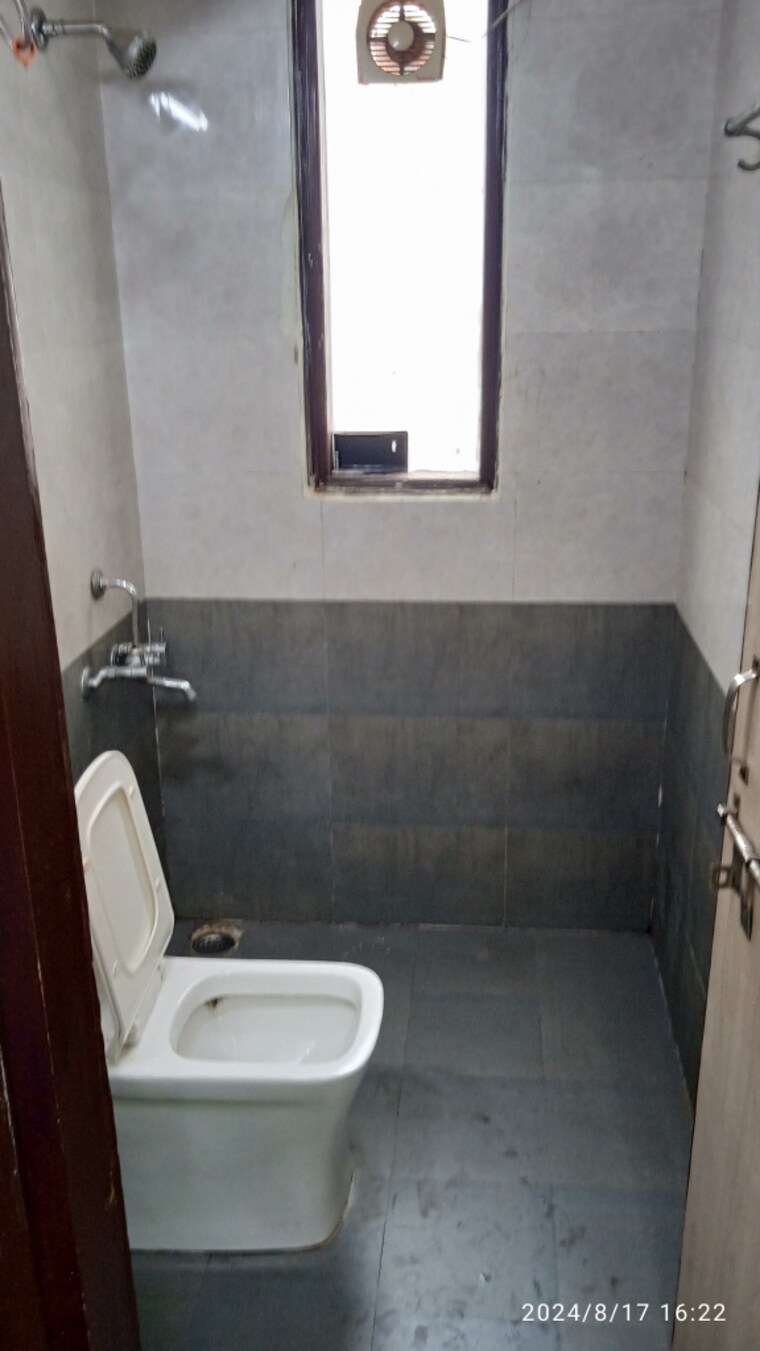 Bathroom, minarch-tower 1 RK 450 Sq.Ft. Builder Floor In Sector 44 Gurgaon 10106869