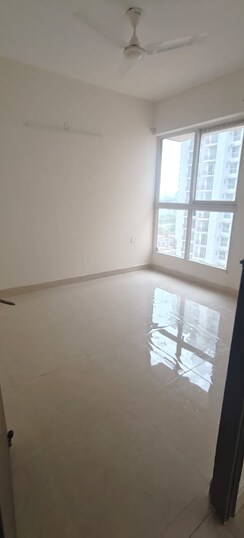 2 BHK Apartment For Sale in Signature Global Proxima
