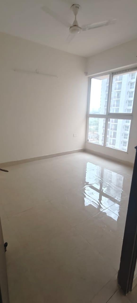 2 BHK Apartment For Sale in Signature Global Proxima