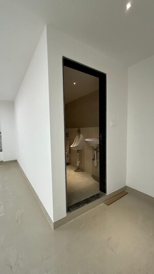  Office Space For Sale in Rustomjee Uptown Urbania, Majiwada