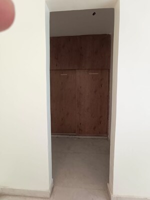 Furnished Amenities in 3 BHK Builder Floor at BPTP District Faridabad, Sector 81 – for Sale