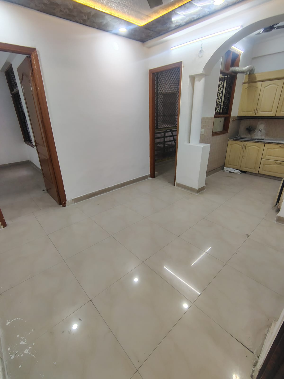 2.5 BHK Apartment For Sale in Rajhans Apartments
